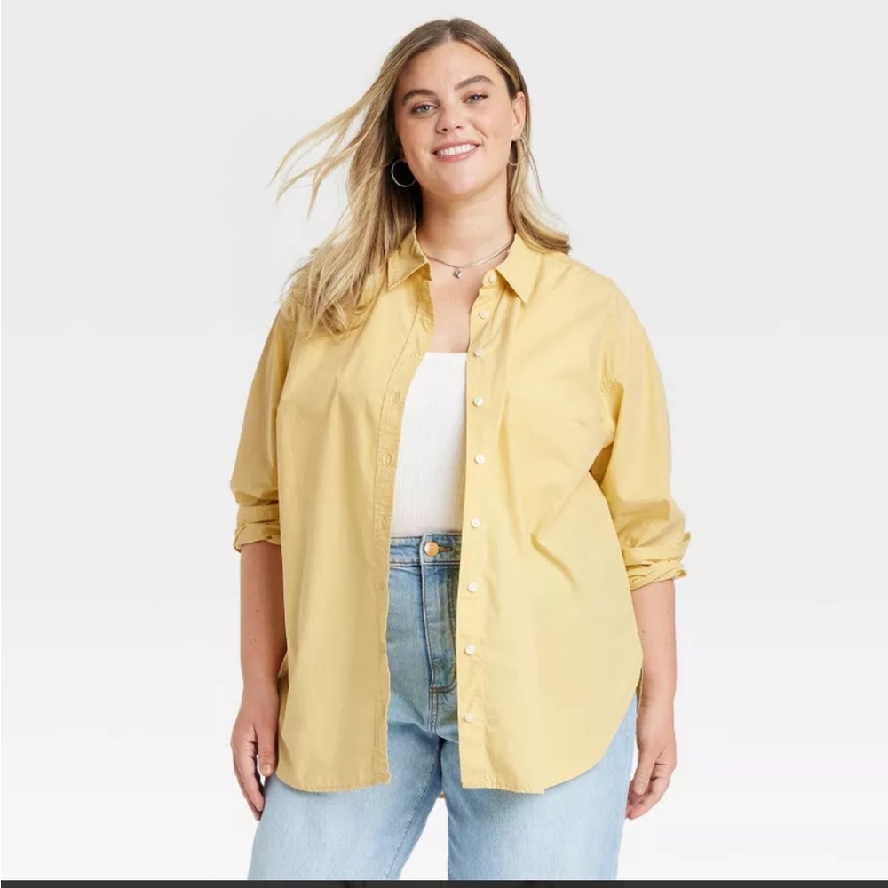 Universal Thread Women's Yellow Button-Up Shirt